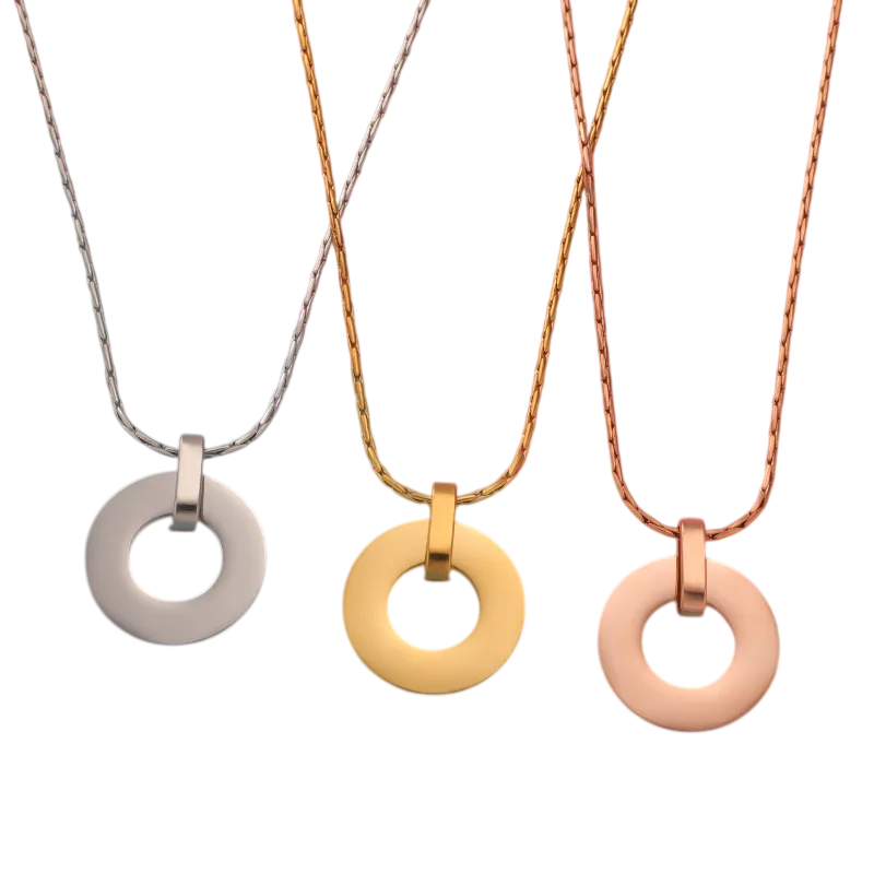 Personalized Circle Pendant Necklace – Engraved Minimalist Gold Disc Necklace for Women