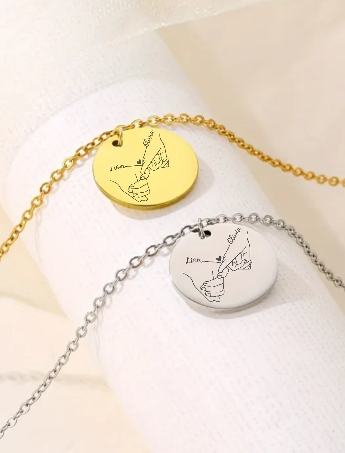 Couple's round pendant necklace