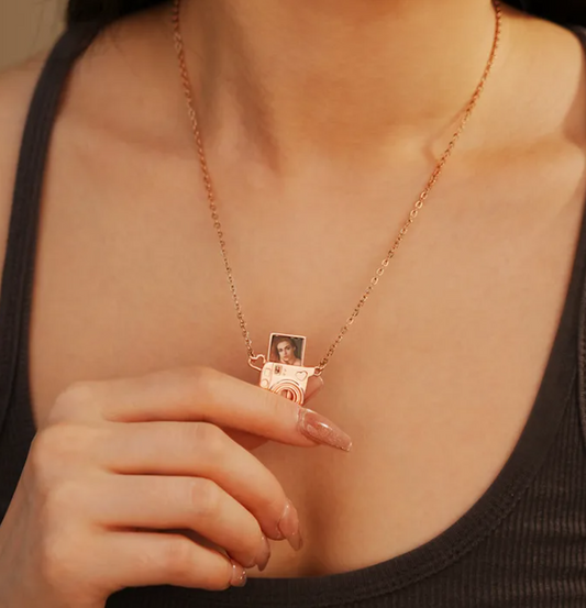 Personalized Camera Photo Necklace – Custom Picture Pendant in Silver